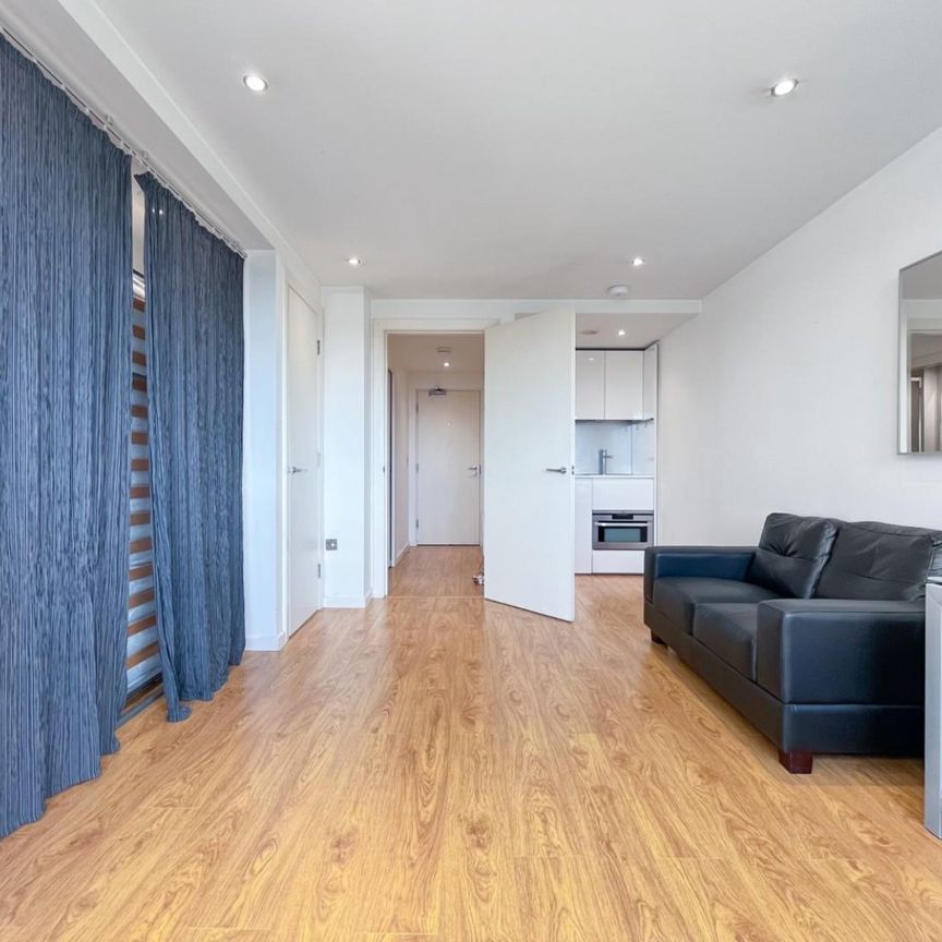 1 bedroom Property To Let - Photo 1