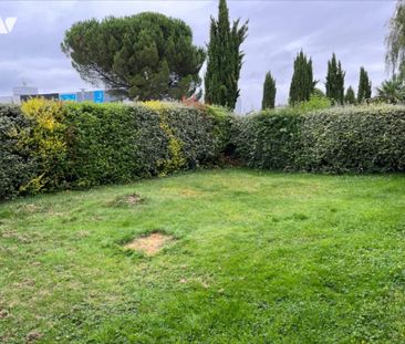 Dans lotissement sécurisé, maison de 2000 de 4 chambres avec jardin et garage - Photo 3