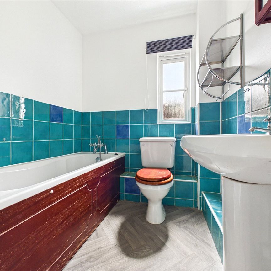 Forester Close, Ipswich, Suffolk, IP8 3TF - Photo 1