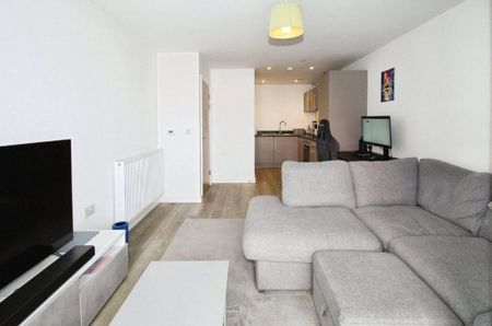 1 bedroom flat to rent - Photo 3