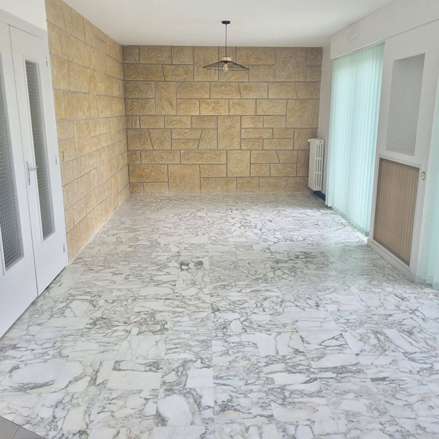 Location Maison 6 pièces 128m² - Photo 1