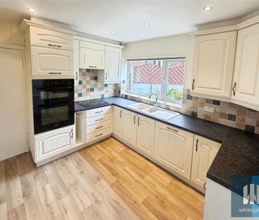 4 bedroom detached house to rent - Photo 5