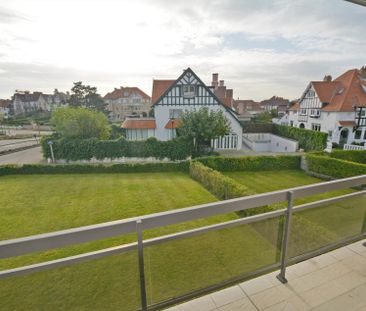 Ruim zuidgericht villa-appartement met 3 slaapkamers in hartje Zoute - Photo 5