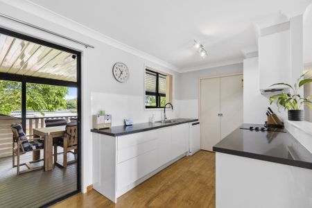 5 BEDROOM HOME & THE POOL - Photo 3