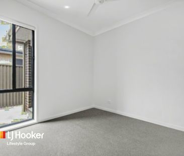8 The Hermitage Way, Gledswood Hills - Photo 3