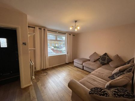 3 bedroom terraced house to rent - Photo 3