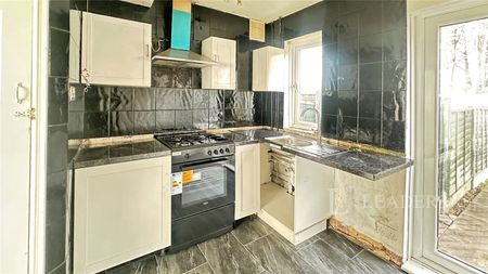 2 bedroom house to rent Third Avenue, Luton, Bedfordshire, LU3 - Photo 4