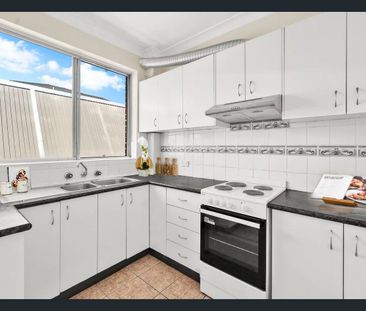 TWO BEDROOM UNIT ON FIRST FLOOR - Photo 5