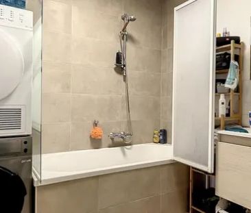 Licht appartement met 1 slaapkamer en een prachtig, goed geo - Photo 4