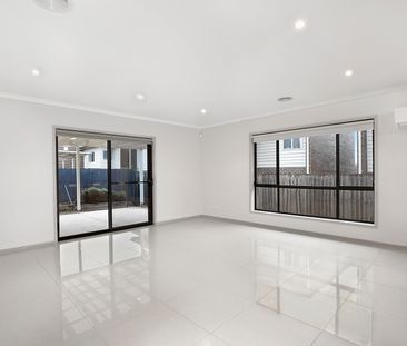 This home needs a new family - Photo 1