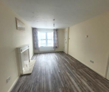 4 bedroom property to rent - Photo 1