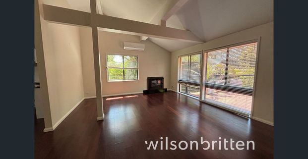 Charming Lakeside Home with Modern Comforts - Photo 1