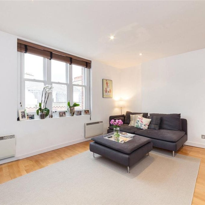 1 bedroom flat to rent - Photo 1
