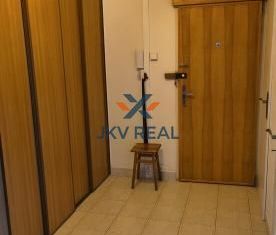 3-IZBOVÝ BYT NA PRENÁJOM – JILEMNICKÉHO ULICA, MICHALOVCE – Fotografia 2