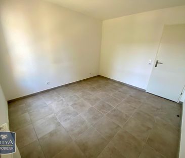 Location Appartement 2 pièces 47m² TOULON 83200 - Photo 2