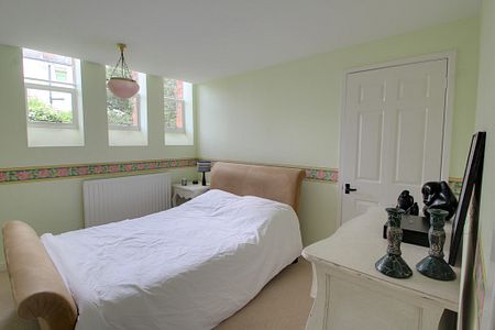 School House Close, Leicester - Photo 2