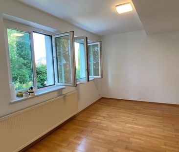 Großzügige 3.5-Zimmer-Wohnung in saniertem Altbau in Wolfurt - Photo 1