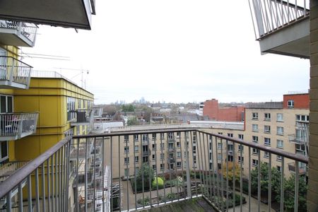 Eden Grove, London - Photo 2