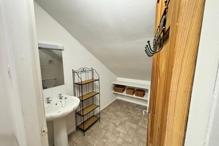 Winnington Lane - Photo 4