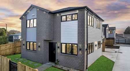 Brand New 5-Bedroom Standalone Home - Photo 5