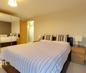 2 bedroom flat to rent - Photo 6