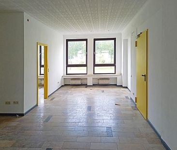 Helle 2 Zimmer Wohnung (Hochpaterre) zur Miete mit Balkon in ruhige... - Foto 5