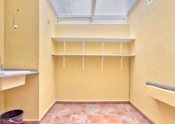 Villa for rent in Gata de Gorgos