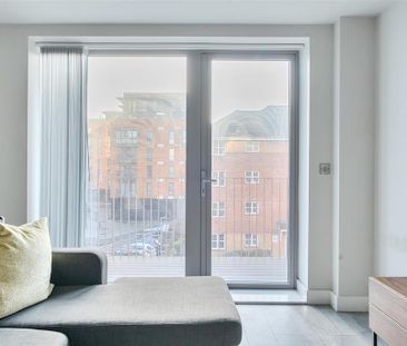 2 bedroom apartment to rent - Photo 6