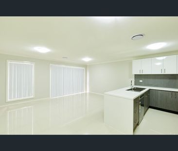 13 Amritsar Glade, Schofields, NSW 2762 - Photo 2