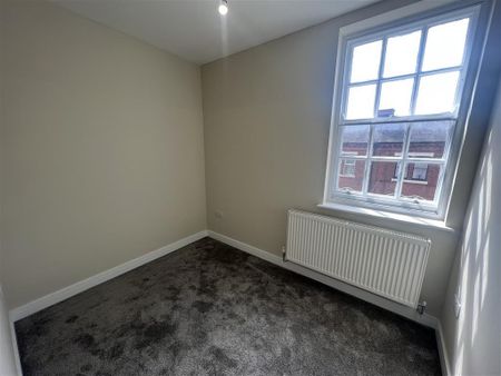 NewStreet, BURTON-ON-TRENT - Photo 3