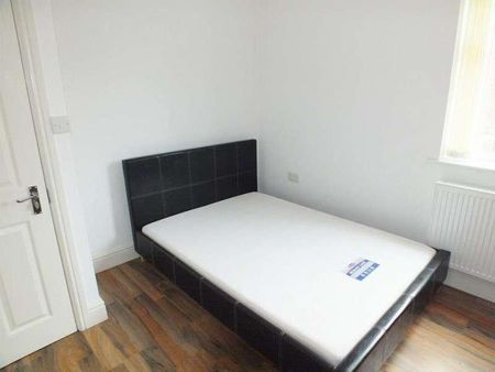 Bawas Place - Bedroom Apartment - Alferton Road, NG7 - Photo 3