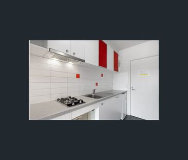 Your dream student accommodation located in the heart of Box Hill - Photo 4