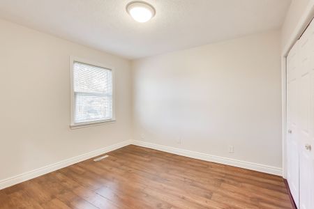 For Lease - 71 Mississauga Road, Mississauga, Ontario - Photo 3