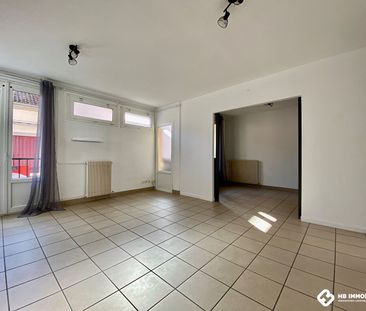 Location Appartement 3 pièces 53m² ROANNE 42300 - Photo 2