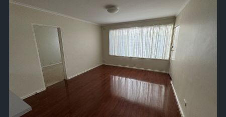 Excellent Ground Floor Apartment - Photo 2