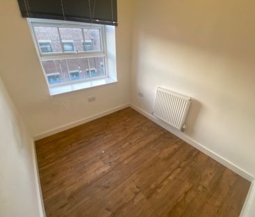 Market Street, ILKESTON - Photo 2