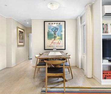 Ground Floor Apartment with Large Courtyard! - Photo 1