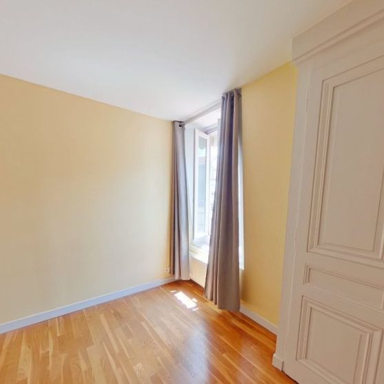 APPARTEMENT T5 A LOUER - Photo 1