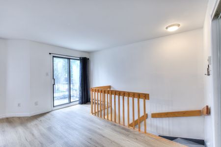 11667 Rue Sainte-Catherine Est - Photo 2