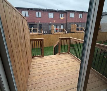 For Lease - 36 Oak Forest Common Crescent, Cambridge, Ontario - Photo 5