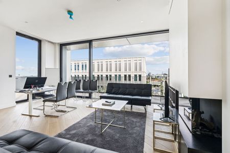 London , W12 7GN - Photo 4