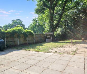 2 Bedroom Bungalow to let - Photo 3