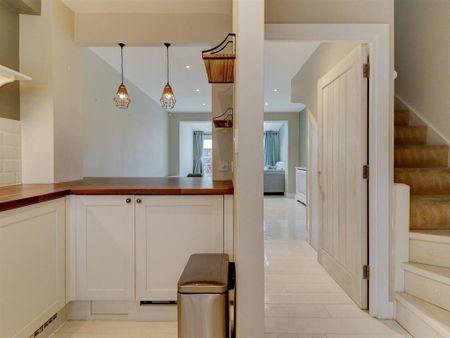 4 bedroom house to rent - Photo 3