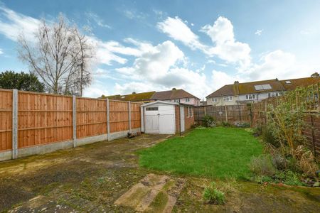 3 bedroom terraced house to rent - Photo 3