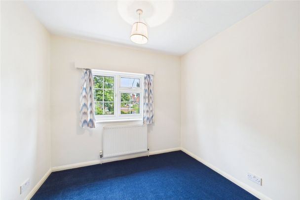 Bath Road, Reading, Berkshire, RG1 - Photo 1