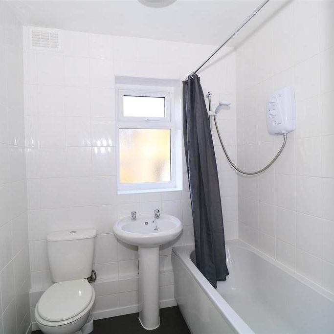 2 bedroom maisonette to rent - Photo 1