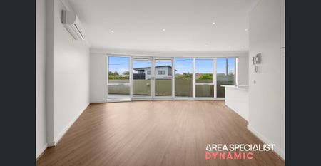 Unique Loft-Style Living with Space, Sunlight and Style in the Heart of Preston - Photo 5