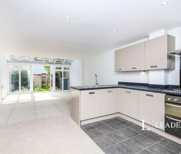 4 bedroom townhouse to rent - Photo 6