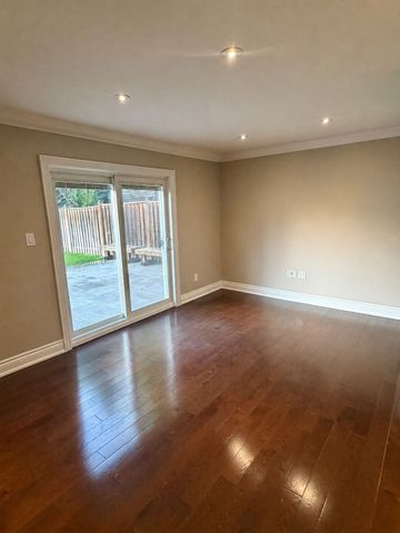 For Lease - 34 Manorhampton Drive, Toronto, Ontario - Photo 4