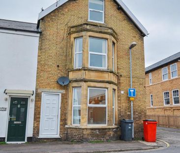 Ground floor flat to rent - Photo 5